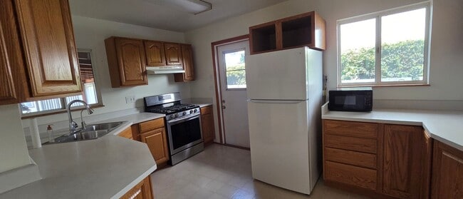 230 D Ave