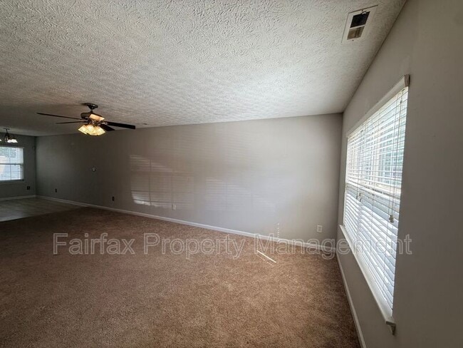 Photo - 3131 Ivy Wood Ln