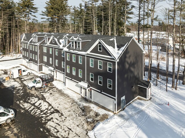 Bayberry Commons - Bayberry Commons Townhomes