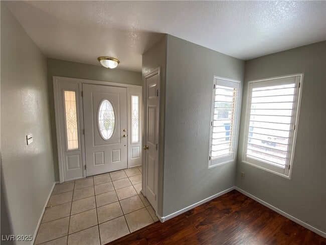 Building Photo - 8009 Festivity Cir Rental