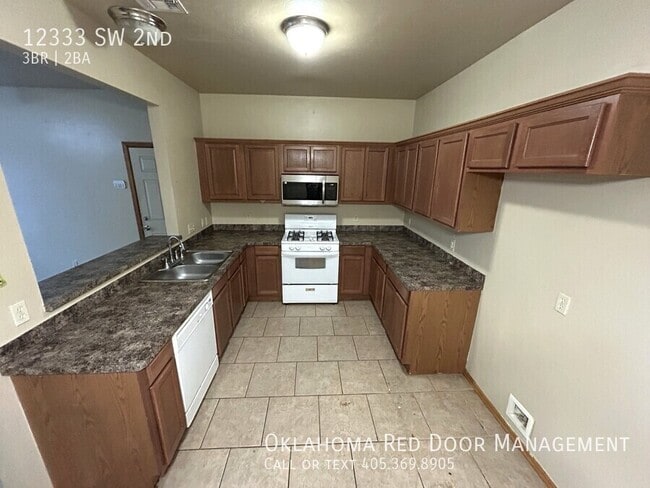 Photo - 12333 SW 2nd St