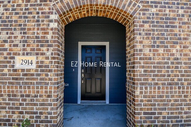 Photo - 2914 Scanlan Mdw