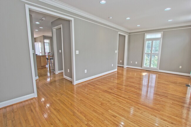 Photo - 4083 Walnut Cove Cir