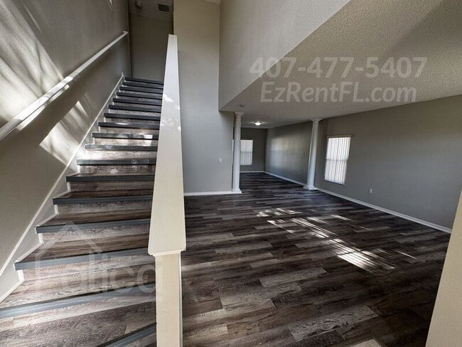 Building Photo - 568 Bristol Cir