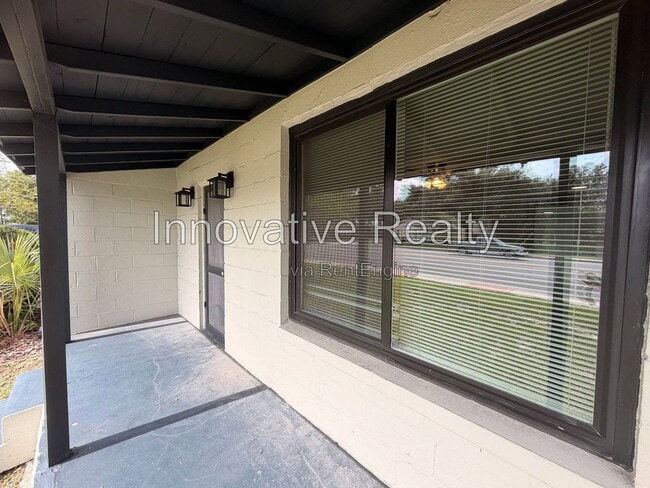 Photo - 144 N Park Ave