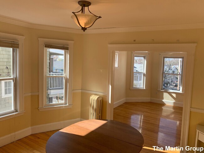 Photo - 21 Lewis St Unit 1