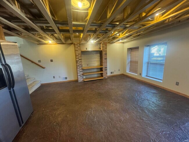 Photo - 1200 N Washington St