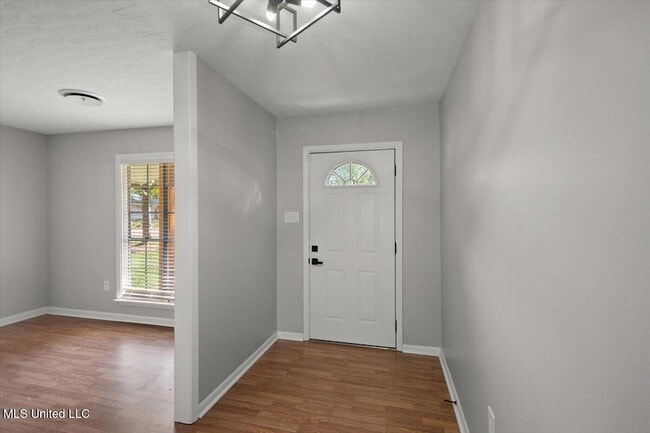 36 Pebble Hill Dr