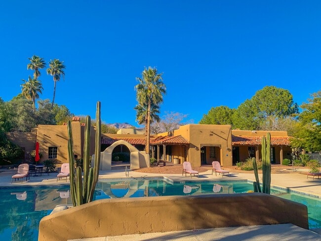 Photo - La Hacienda Apartment Homes