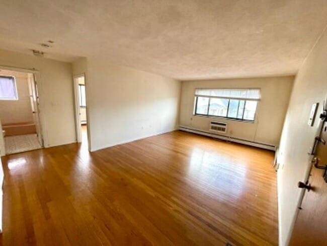Building Photo - 28 Allston St