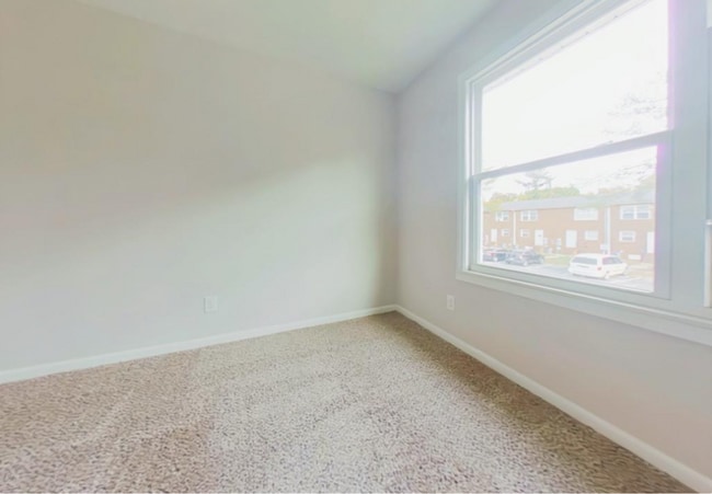 Photo - Lionchase Apartments