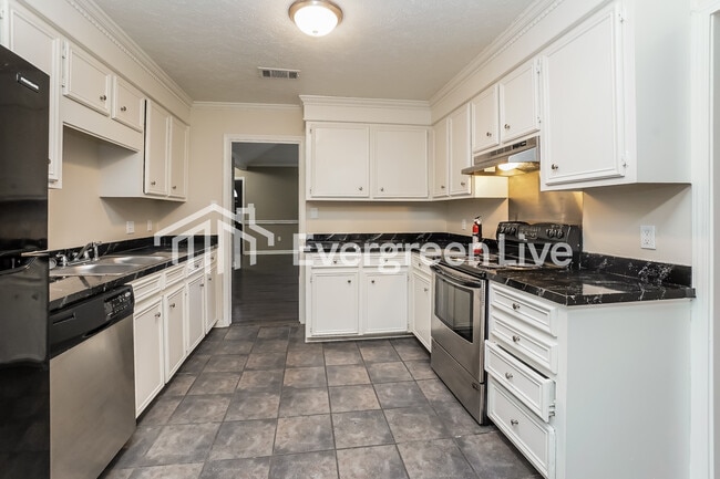 Photo - 102 Brookhill Cove