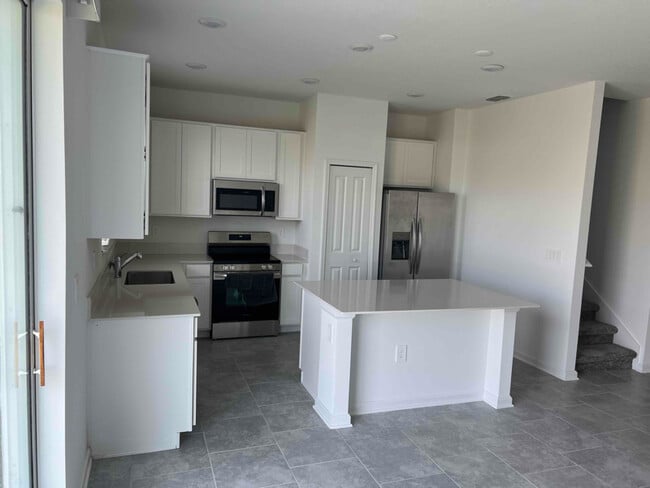 Photo - 3141 Laurent Lp