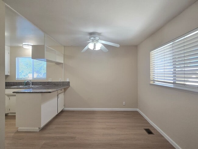 1643 Maurice Ln Unidad 1