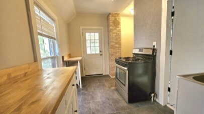 Building Photo - 3515 Grand Ave S