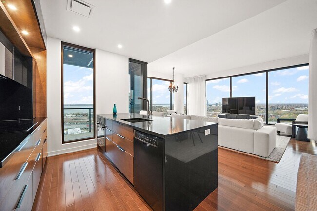 Photo - 101 Rue de la Rotonde Unité PH3-3