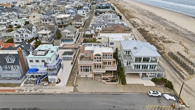 Photo - 119 S 11th Ave