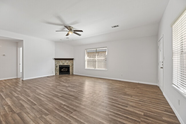 Photo - 18210 Beaverdell Dr