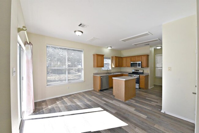 Photo - 10508 Hainsworth Park Dr