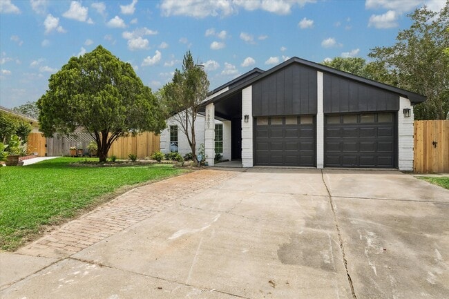 Photo - 16807 Forthloch Ct