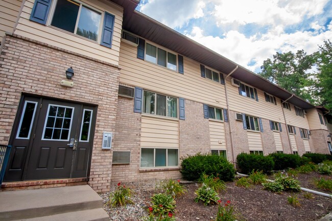 Photo - Walden Woods (Walden Caddis, LLC)