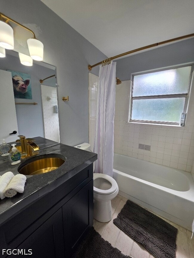 Photo - 311 Schoolside Dr