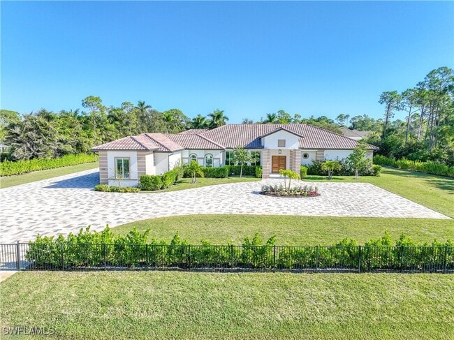 Photo - 590 Carica Rd