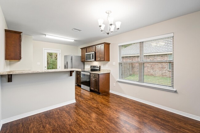 Photo - 3836 Chesterfield Ln