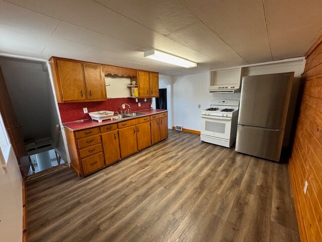 Photo - 5857 Madison Ave