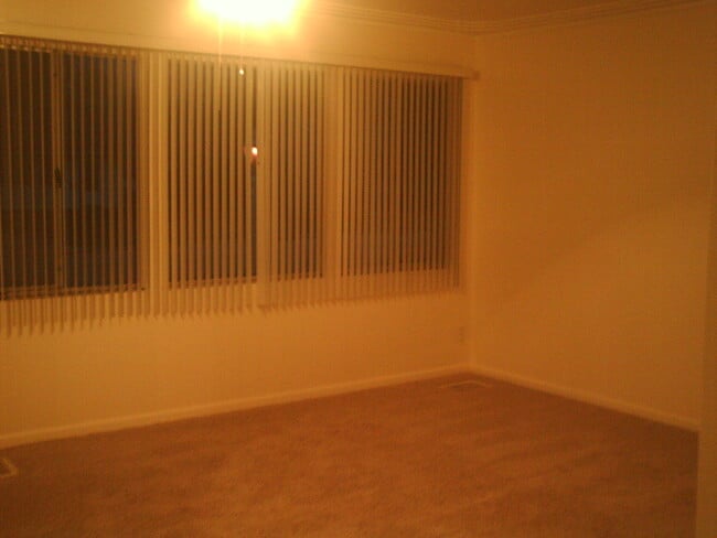 Building Photo - 1643 Keith Dr NE Rental