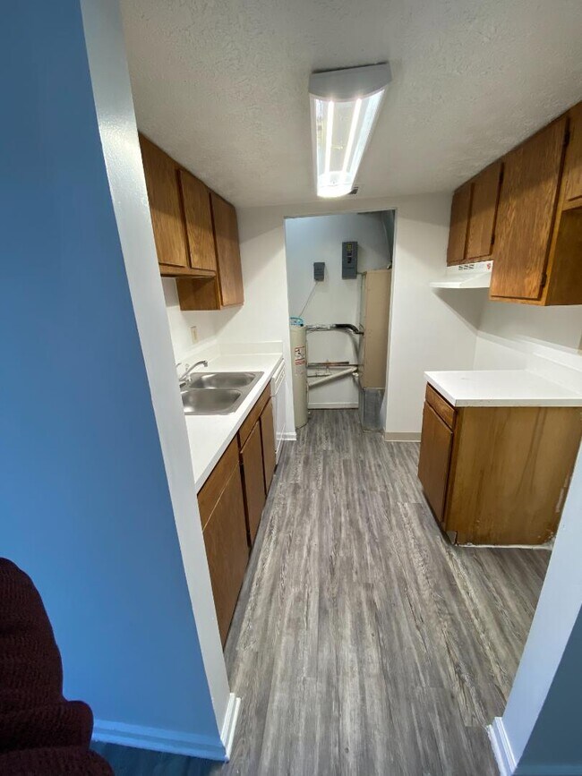 Photo - 98 Andrea Dr