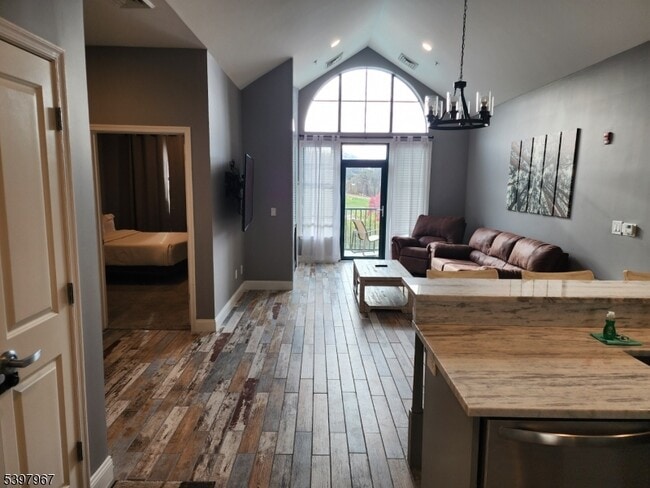 Photo - 200 NJ-94 Unit 414