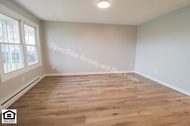 Photo - 709-711 Lake Ave Unidad 709 Lake Ave