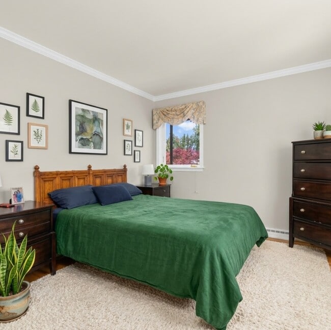 Bedroom 2 - 1212 Old Mill Rd