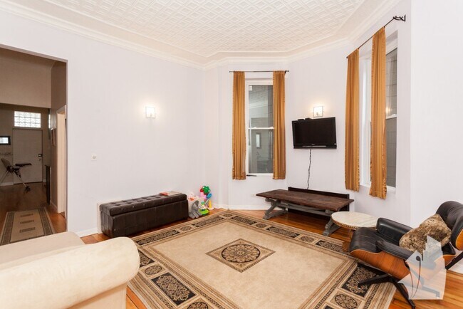 Photo - 1629 N Ashland Ave Unit 3