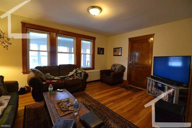 Photo - 7 Cresthill Rd