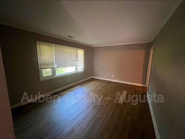 Photo - 2201 Shirley Ave