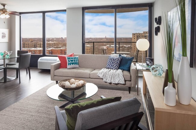 Photo - The Montrose