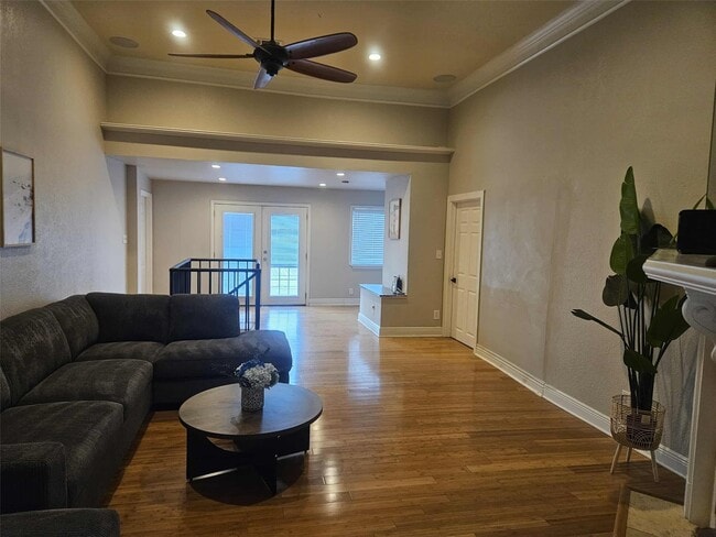 Photo - 812 Marlin St