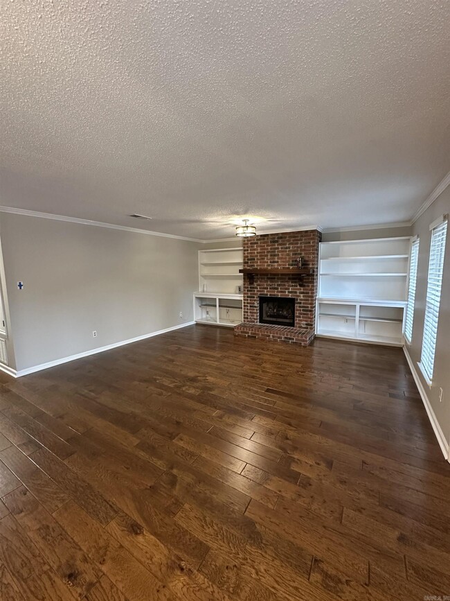 Photo - 9 Oak Forest Dr