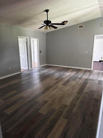 Photo - 1021 SW Du Bois Ave