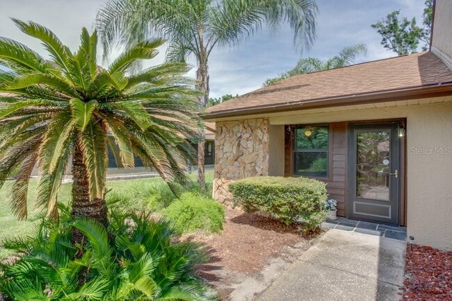 Building Photo - 9815 Lake Seminole Dr E Rental