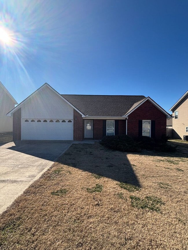 William Blount Rancher ready for immediate... - William Blount Rancher ready for immediate... Casa