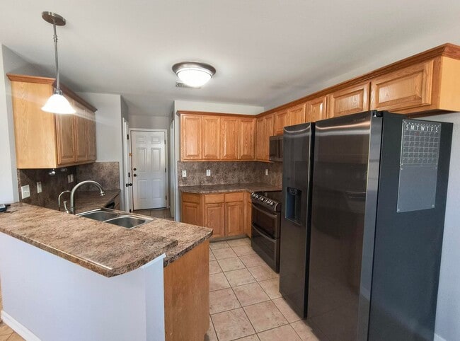 Photo - Beautiful 3 bedroom and 2 bath in a Quiet Cul-de-Sac in the Bluffs!