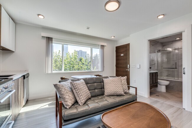 Photo - 1168 Pendrell St Unit 402