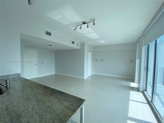 Photo - 185 SW 7th St Condo Unit 4100