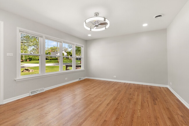 Photo - 11920 S 74th Ave