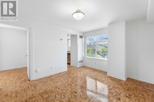 Photo - 1407 Dupont St Unit 309