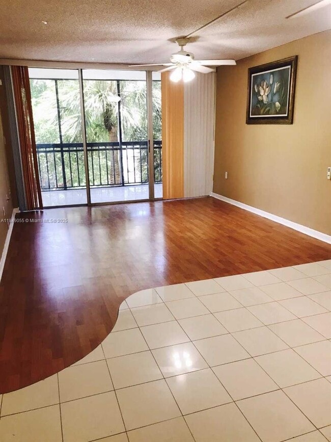 Photo - 10825 SW 112th Ave Unit 312