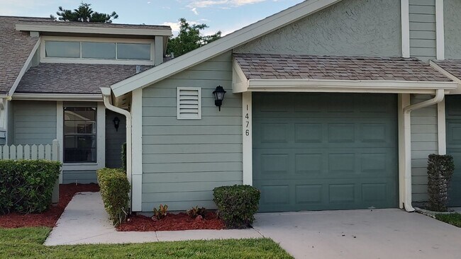 Villas of Village Green 2 bedroom, 1 bath,... - Villas of Village Green 2 bedroom, 1 bath,... Townhome